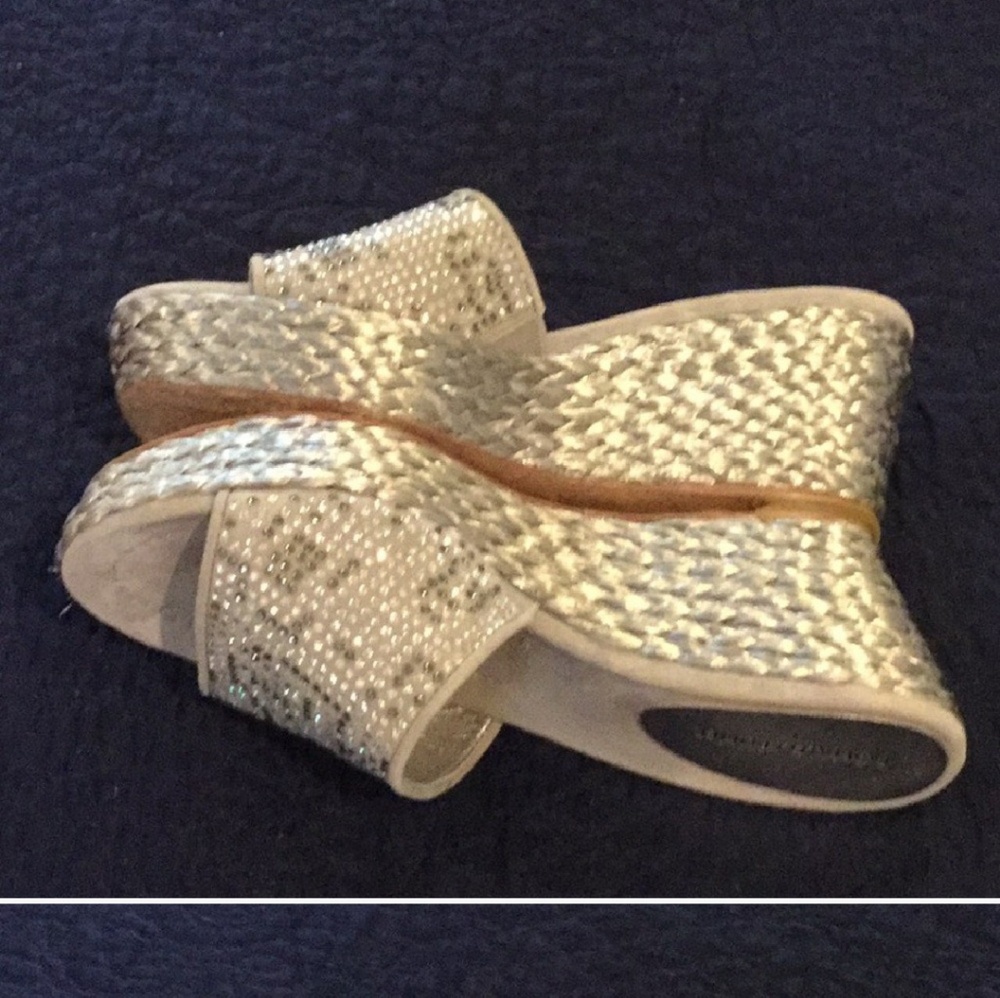 Donald Pliner 8.5 wedge sandals